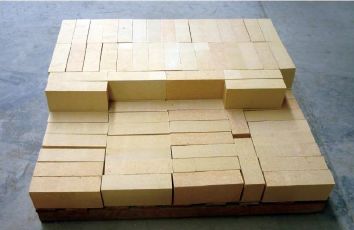 Cegły z krzemianu cyrkonu do pieców do topienia szkła