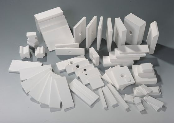 Przemysłowe wykładziny ceramiczne 3,9 g / cm3