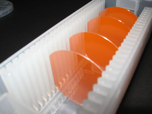 Przewodzące Nb Doped SrTiO3 Wafel Techniczne części ceramiczne 5 X 5 Mm Średnica 25 Mm