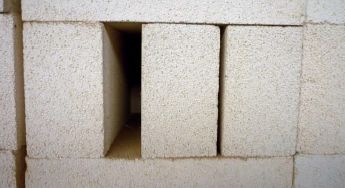 Lekka cegła izolacyjna z mullitu do pieców