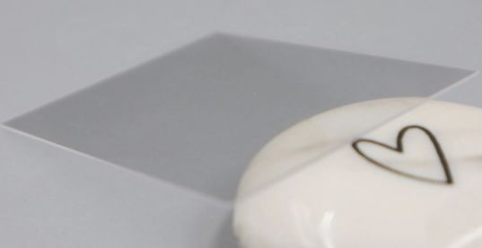 Alumina przezroczysta ceramika