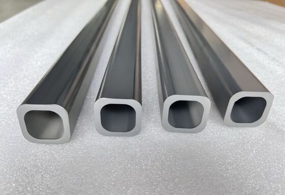 SSiC kwadratowa wiązka o wysokiej wytrzymałości temperatury, odporności na utlenianie i lepszej zarządzaniu cieplnym dla pieców przemysłowych