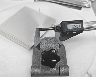 Substrat z azotanu aluminium