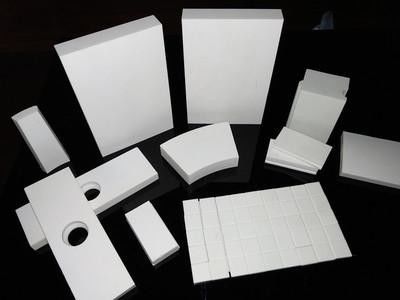 Przemysłowe wykładziny ceramiczne 3,9 g / cm3