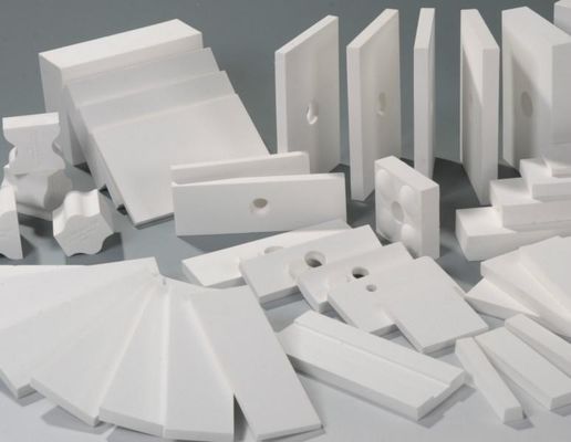 PRZEMYSŁOWE CZĘŚCI CERAMICZNE DO PAPIERU, FORMOWANIA PRĘTÓW, DEFLEKTORÓW, HYDROPLANÓW ODWADNIAJĄCYCH, KOMORY WLOTOWEJ WILGOCI