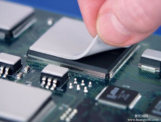 CE OEM ODM Alpha Alumina o niskiej zawartości sodu do ceramiki elektronicznej