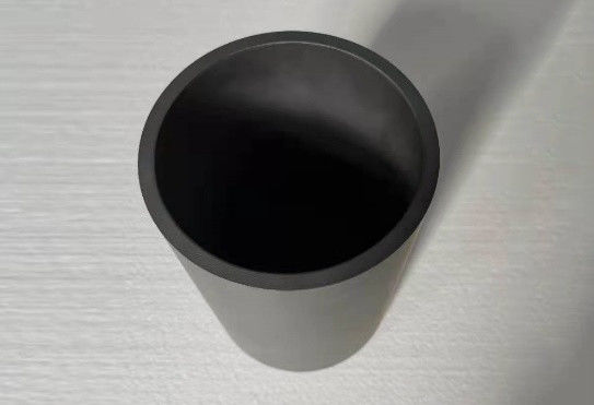 Wysokotemperaturowe przemysłowe części ceramiczne do pieca o długości 4 m Wałek z węglika krzemu