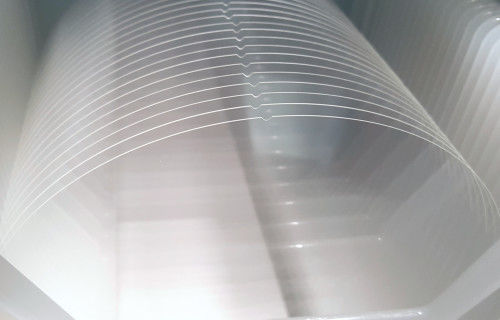 0,43 mm szafirowy wafel wytwarzający niebieski nadprzewodnik LED High Tc i mikrofalowy układ scalony